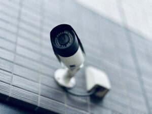 一条工務店の防犯カメラは必要?純正オプションと施主支給の違いを解説