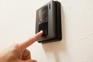 一条工務店のインターホンで可能な遠隔施錠と防犯・便利機能まとめ