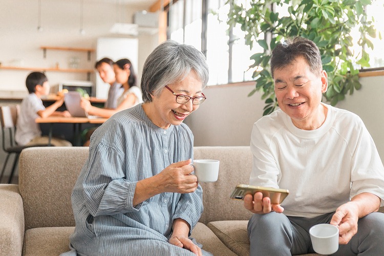 70代で家を建てる際の注意点と安く買うための見積もり活用法