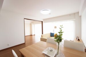 秀光ビルドの断熱等級は6？標準仕様とオプションとの差を比較