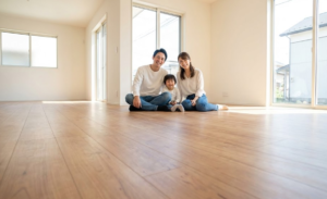 アキュラホームの床材は標準仕様でも十分？種類や特徴と色選びのポイント